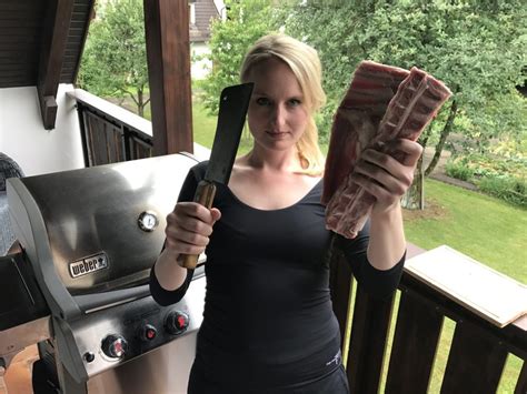 die frau am grill|the frau am grill.